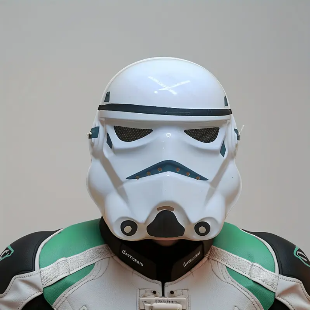 Măști de Soldat Galactic și Comandant Întunecat